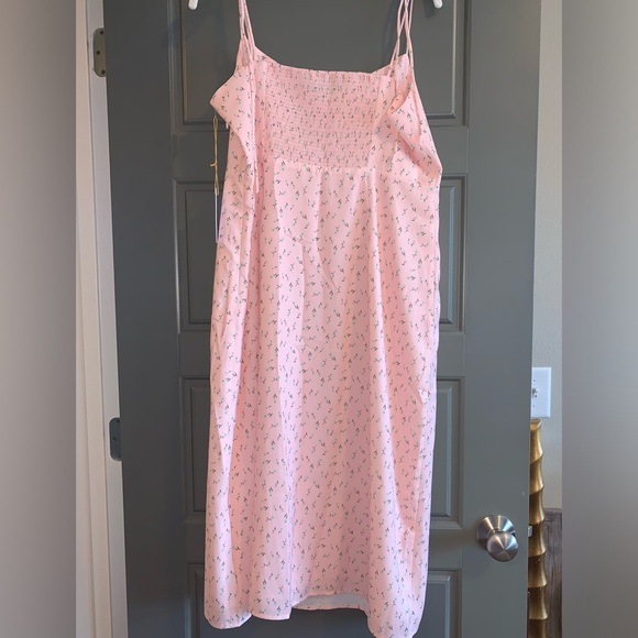 NWT Backyard Roses Dress - Picture 2 of 5